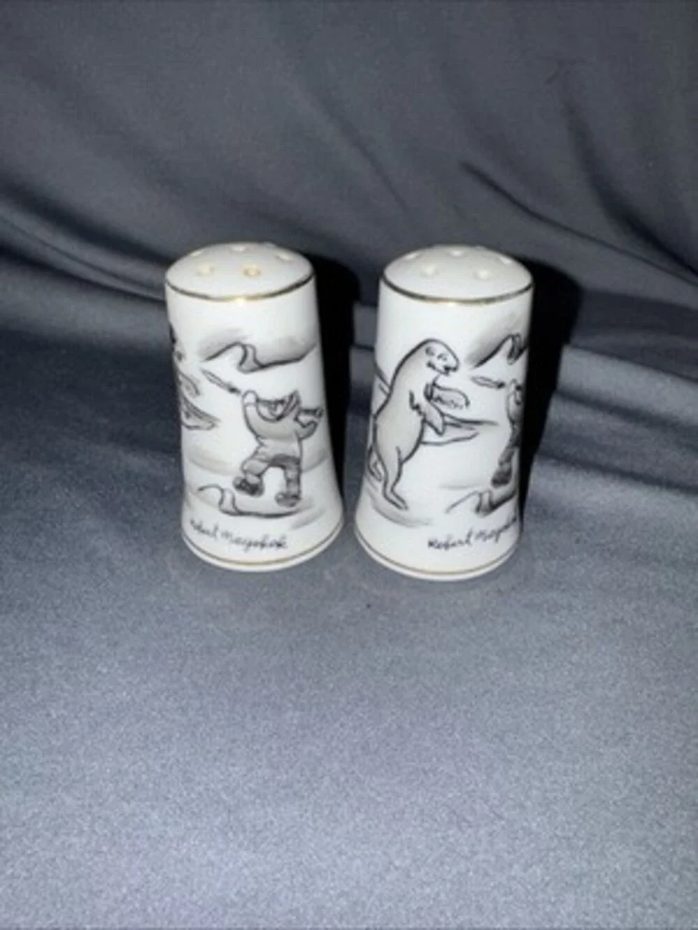 Robert Mayokok, Signed Salt/Pepper Shakers, Eskimo Hunter VINTAGE “1950’s